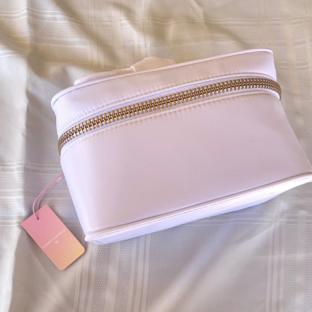 TARGET X STONEY CLOVER MAKEUP BAG new with tags